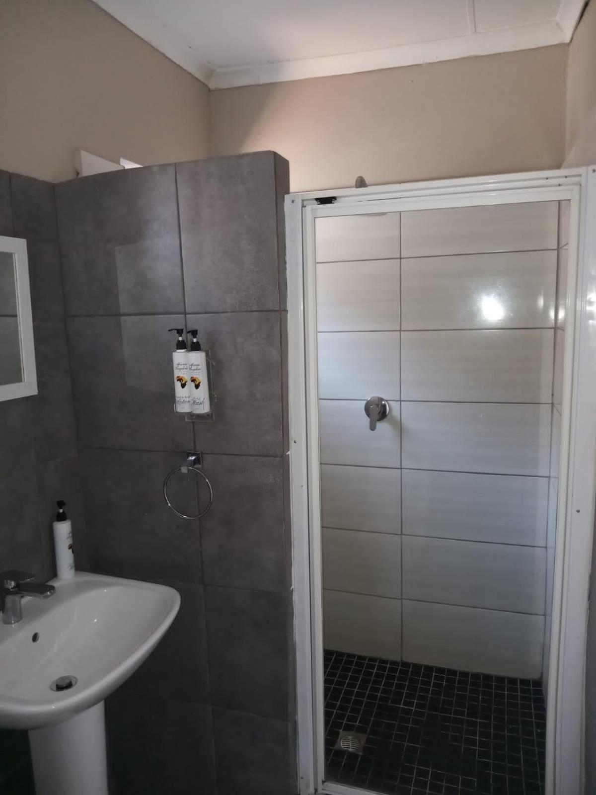 African Kingdom Guest House Боксбург Экстерьер фото