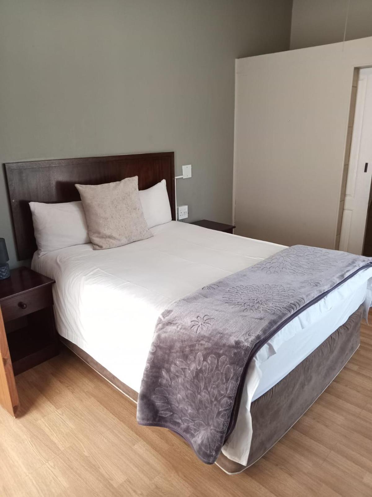 African Kingdom Guest House Боксбург Экстерьер фото